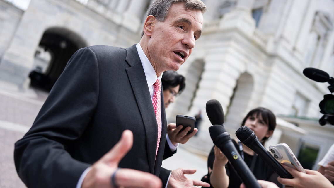 Democrats rebuff Trump pitch on surveillance authority 