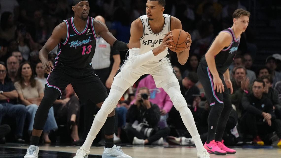 Spurs hammer Heat to stretch win streak to 6 