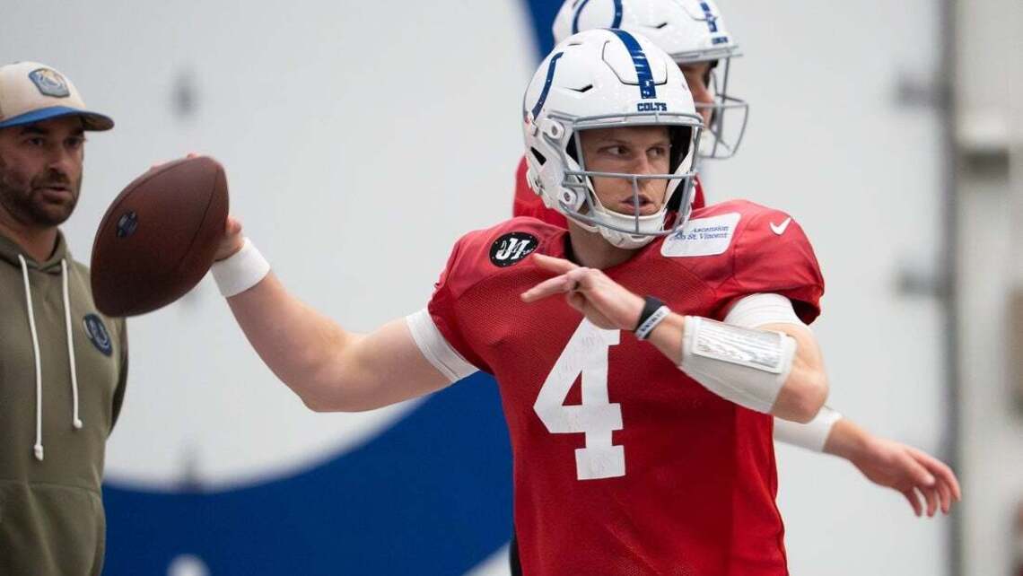 Texans sign QB Rypien, place QB Mertz on IR