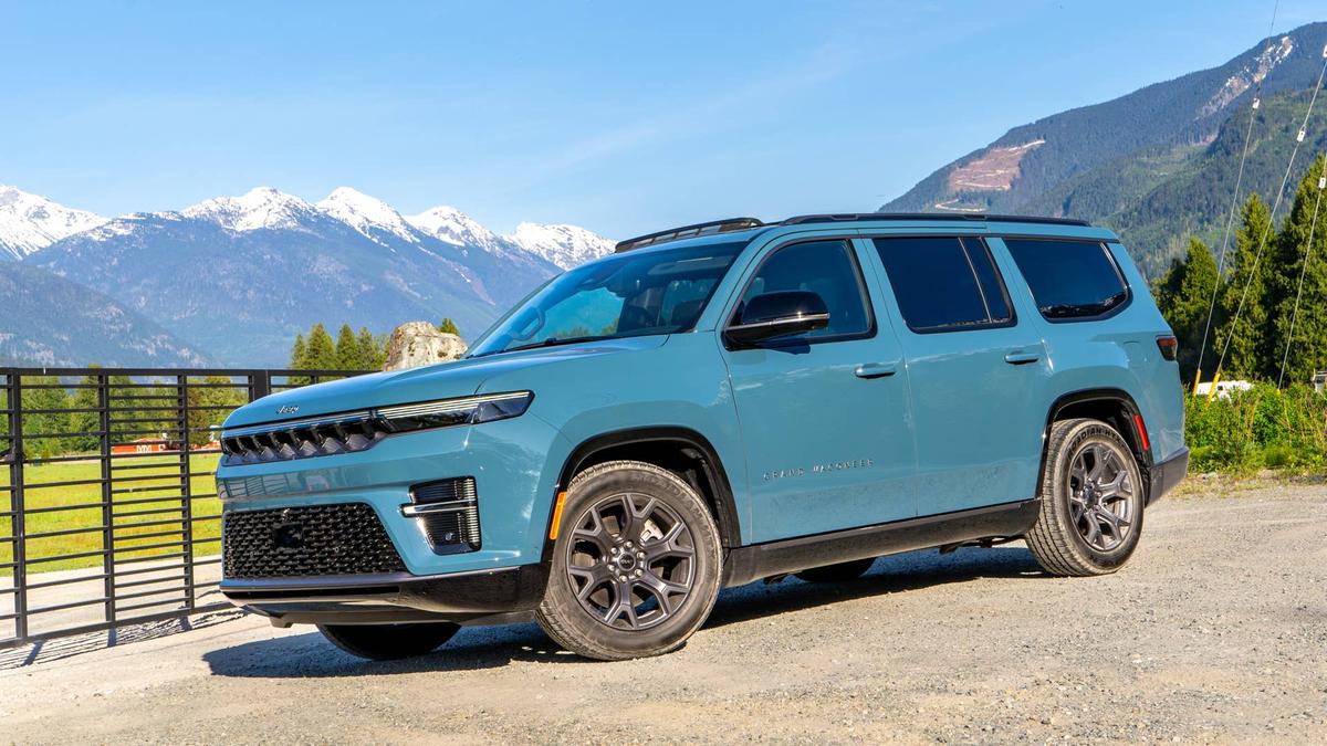 2026 Jeep Grand Wagoneer Limited Altitude 4x4Cole Attisha