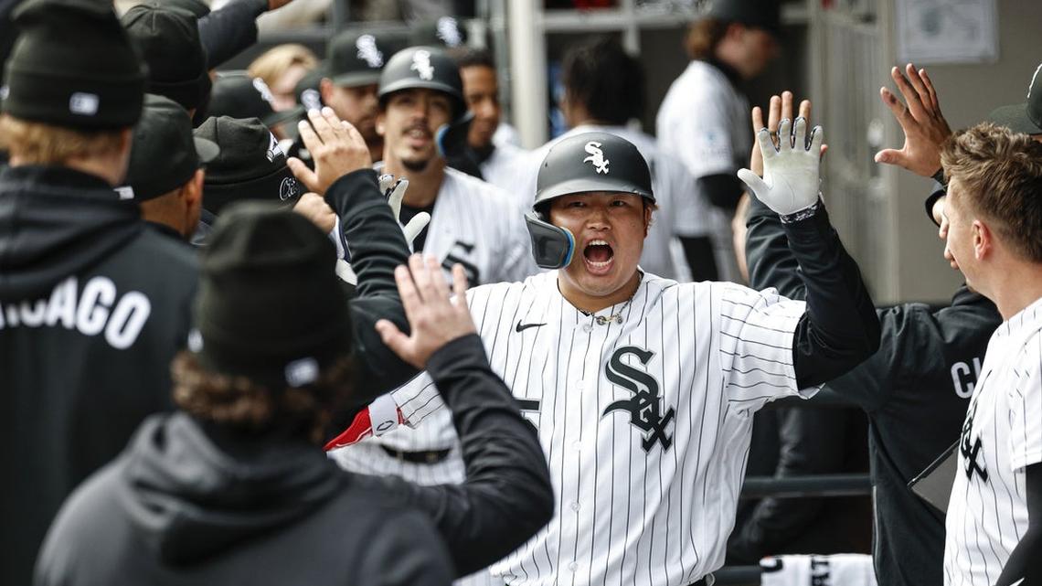 Sixth-inning rally gives White Sox victory over Blue Jays 