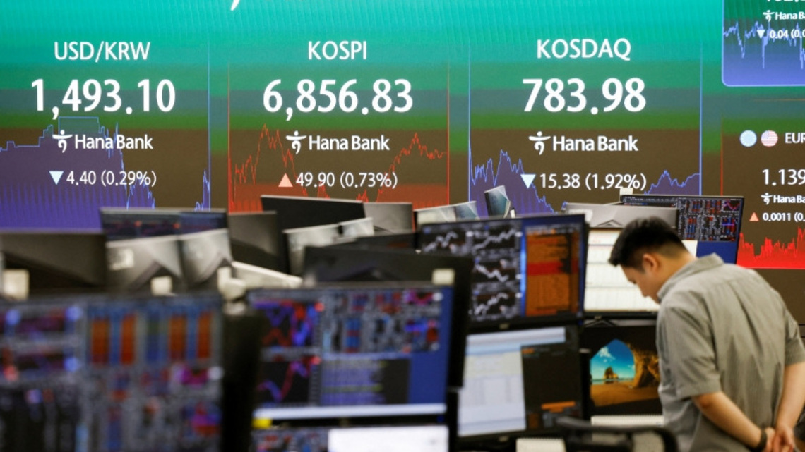 Bonds slump as US 10-year Treasury yields hit highest since 2007  