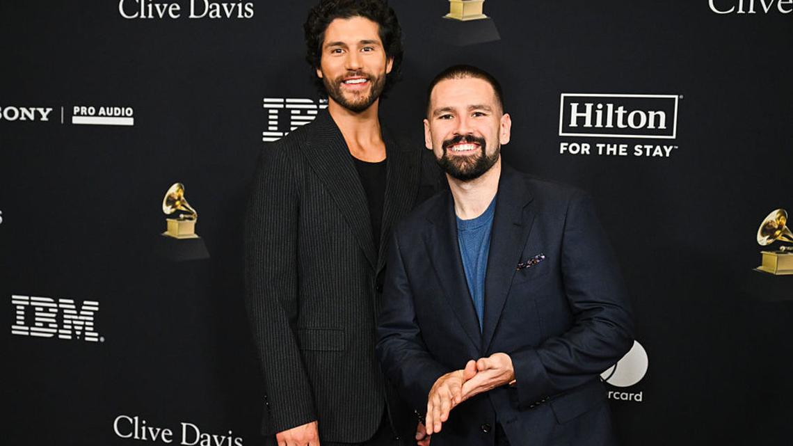 Country Duo Return From Hiatus With Powerful Mental Health Message in New Single: ‘We Battle a Lot' 