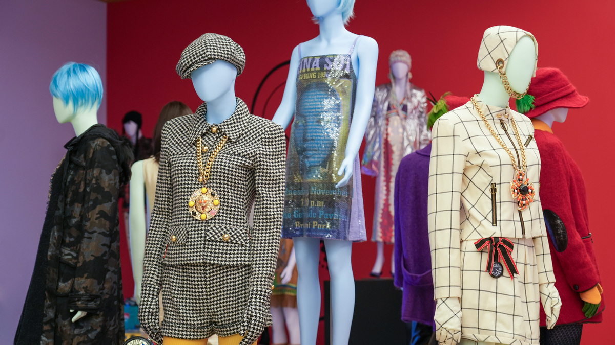 Anna Sui brings decades of fashion home to the Cranbrook Art Museum