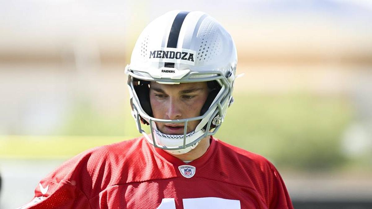  May 2, 2026; Henderson, NV, USA; Las Vegas Raiders quarterback Fernando Mendoza (15) runs through a drill during a Rookie Minicamp at Intermountain Health Performance Center. Mandatory Credit: Candice Ward-Imagn Images | Candice Ward-Imagn Images 