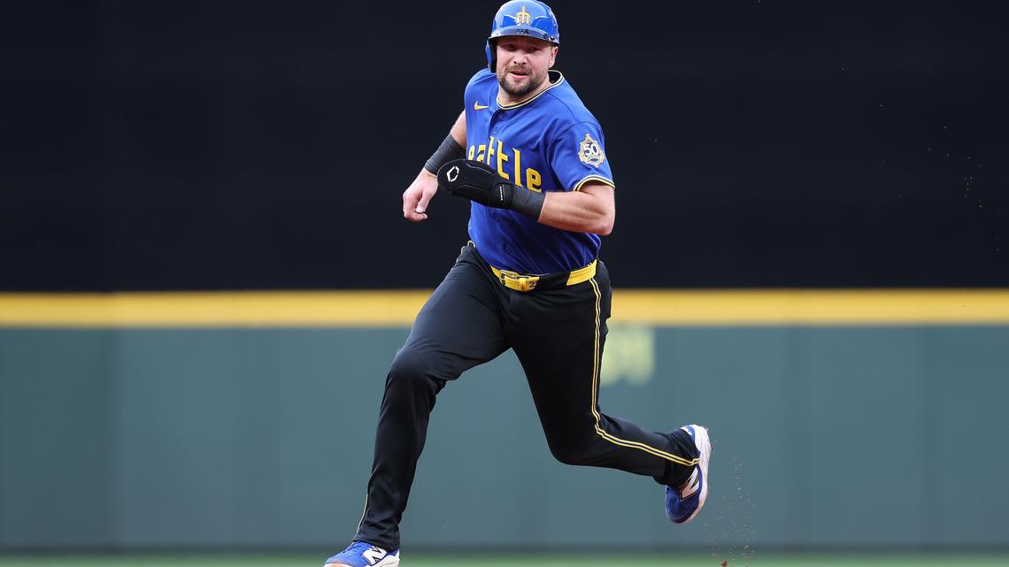 Why Mariners Star Cal Raleigh Advocates For Showering With Your Clothes On 