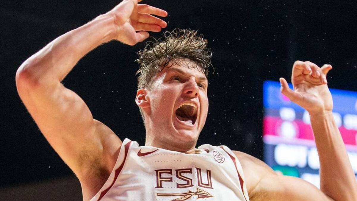  Sweat flies off the body of Florida State Seminoles forward Alex Steen (25) after dunking the ball. The Florida State Seminoles hosted the Southern Methodist University Mustangs at the Tucker Civic Center on Saturday, March 7, 2026. | USA TODAY Network via Reuters Connect 