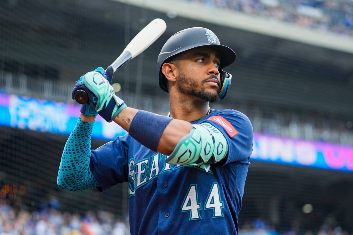  Seattle Mariners center fielder Julio Rodriguez (44) Jay Biggerstaff-Imagn Images