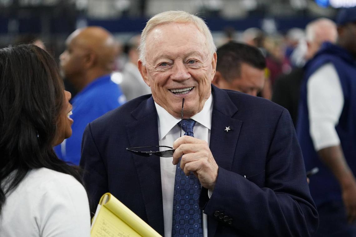  Dallas Cowboys owner Jerry Jones on the sidelines before the game against the New York Giants at AT&T Stadium. Raymond Carlin III-Imagn Images