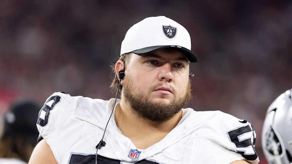  Aug 23, 2025; Glendale, Arizona, USA; Las Vegas Raiders center Jackson Powers-Johnson (58) against the Arizona Cardinals during a preseason NFL game at State Farm Stadium. Mandatory Credit: Mark J. Rebilas-Imagn Images | Mark J. Rebilas-Imagn Images 