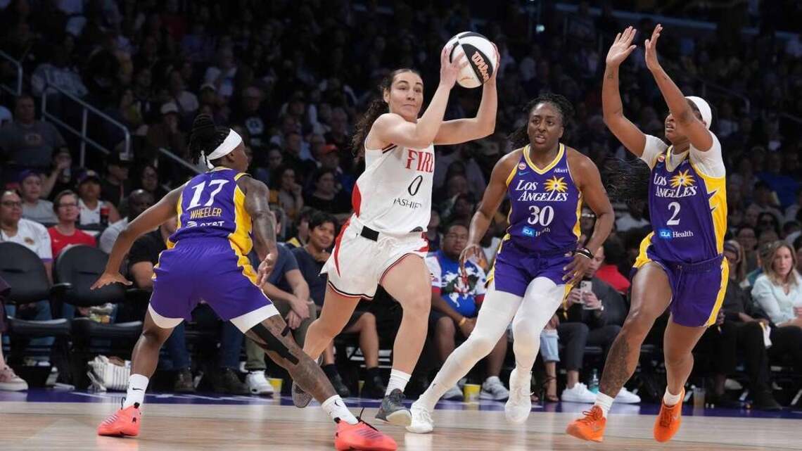 Sparks snap losing streak, add to Fire's skid 