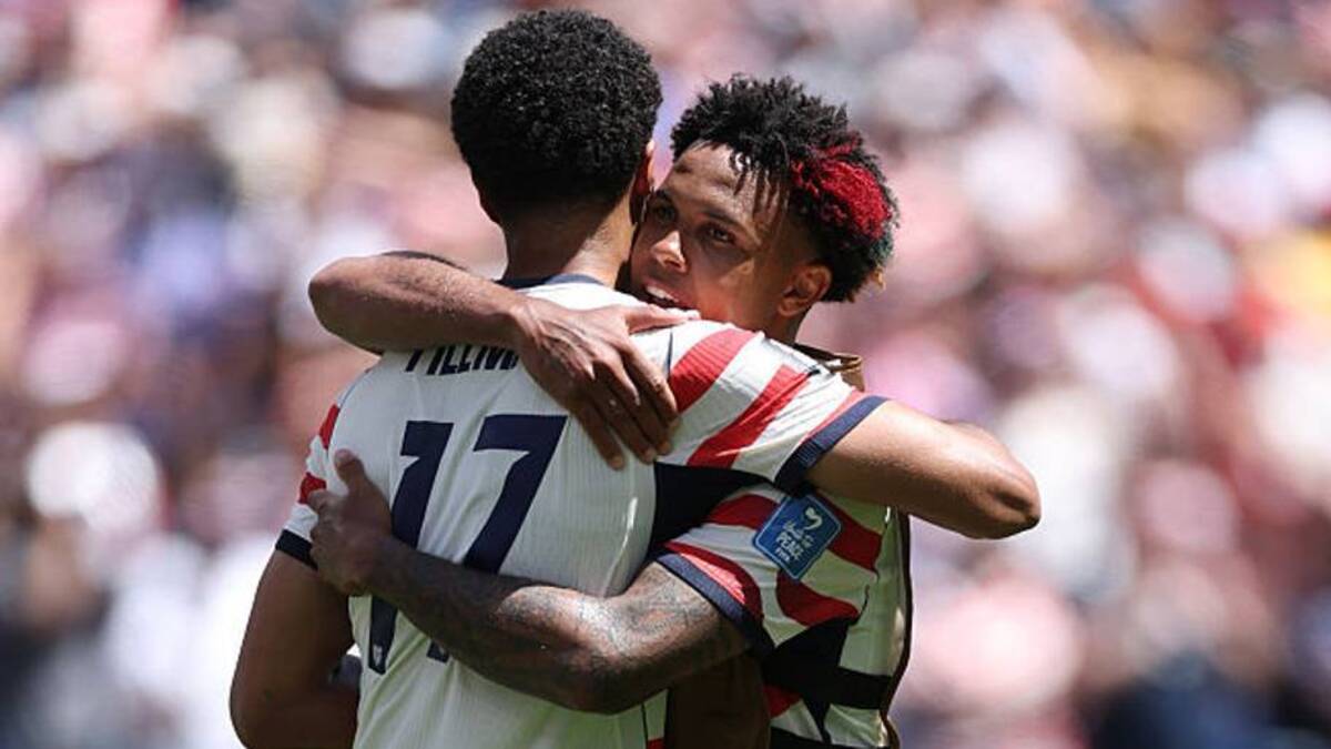  Two-thirds of a great midfield. | Jamie Squire/Getty Images 