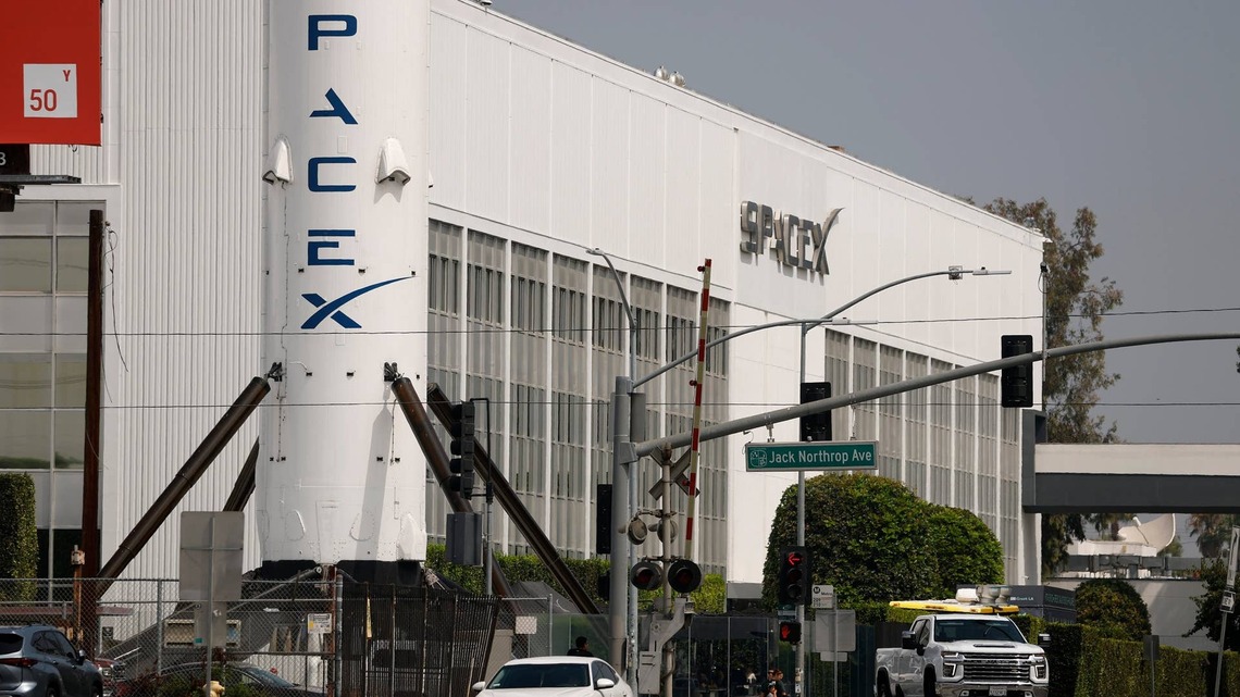 SpaceX set to challenge Verizon, AT&T and T-Mobile with new plans 