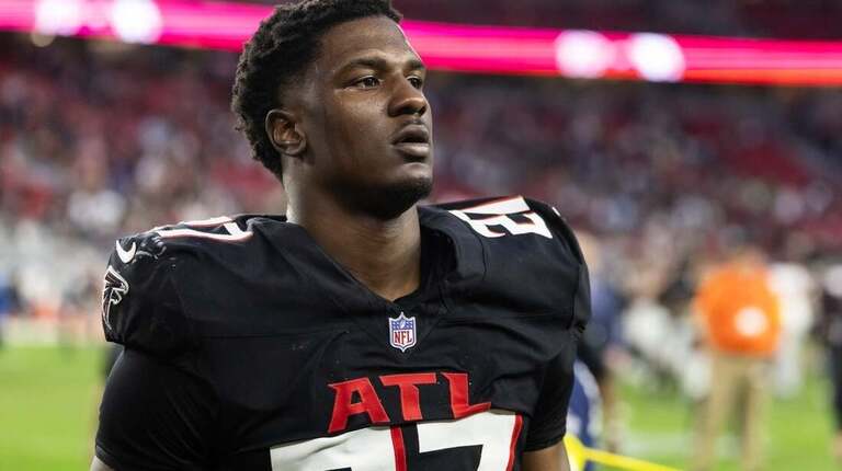 Falcons’ James Pearce Jr. won’t participate in minicamp team sessions