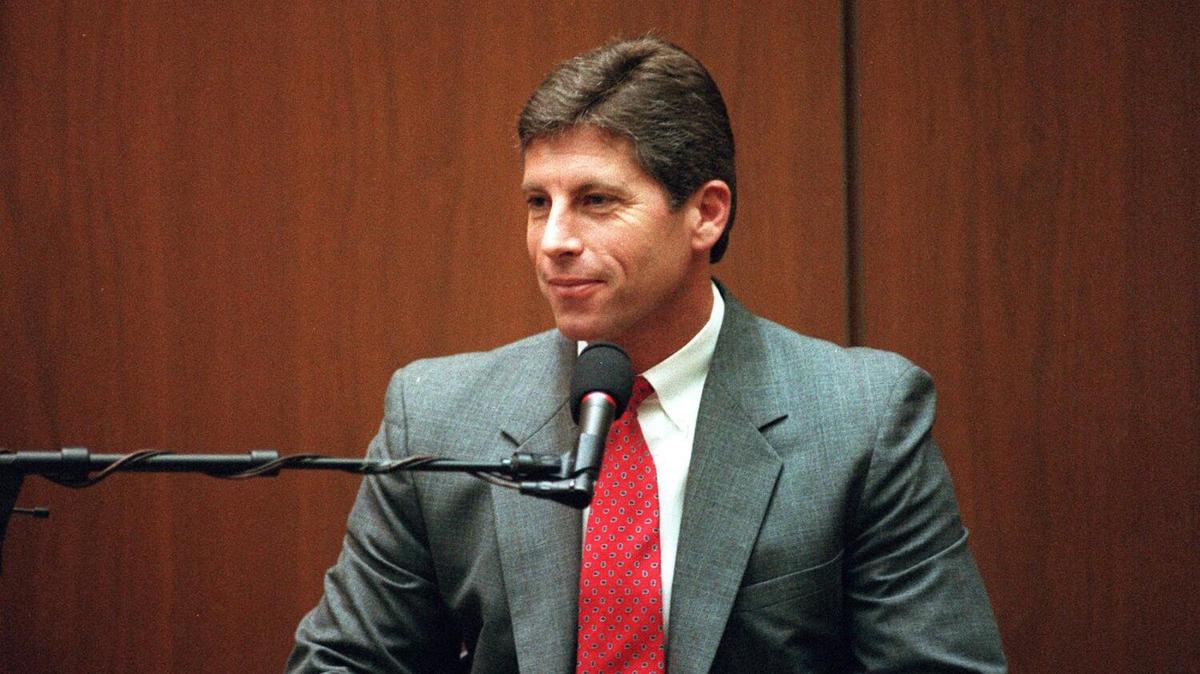 Mark Fuhrman testifies in the O.J. Simpson trial on March 13, 1995. (Ken Lubas/Los Angeles Times/TNS)