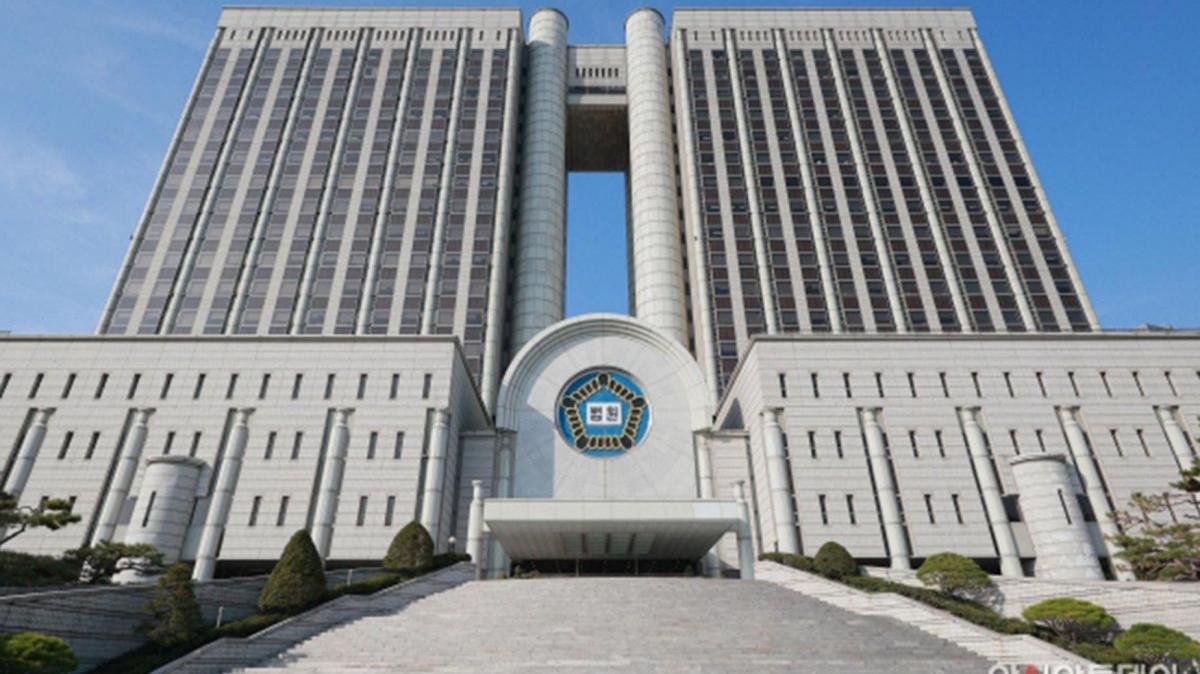 Seoul Central District Court and Seoul High Court buildings in Seoul. Photo by Asia Today