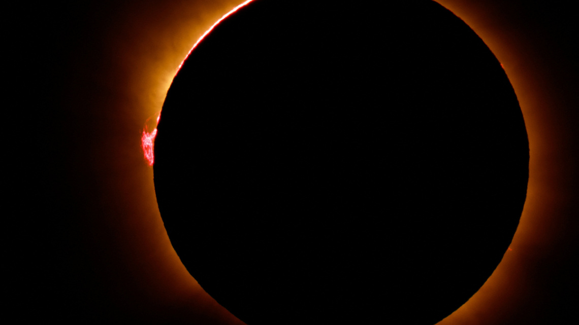 Total darkness, then sunset as full eclipse wows spectators in Spain