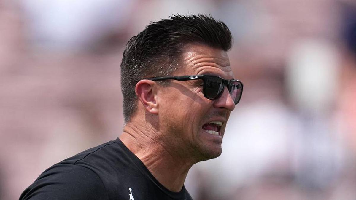  May 2, 2026; Pasadena, CA, USA; UCLA Bruins coach Bob Chesney reacts during the spring game at Rose Bowl. Mandatory Credit: Kirby Lee-Imagn Images | Kirby Lee-Imagn Images 