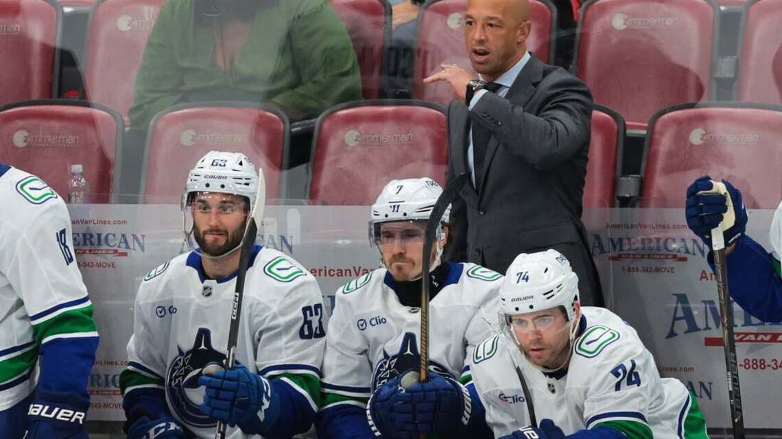 Rebuilding Canucks facing stiff test in Lightning 