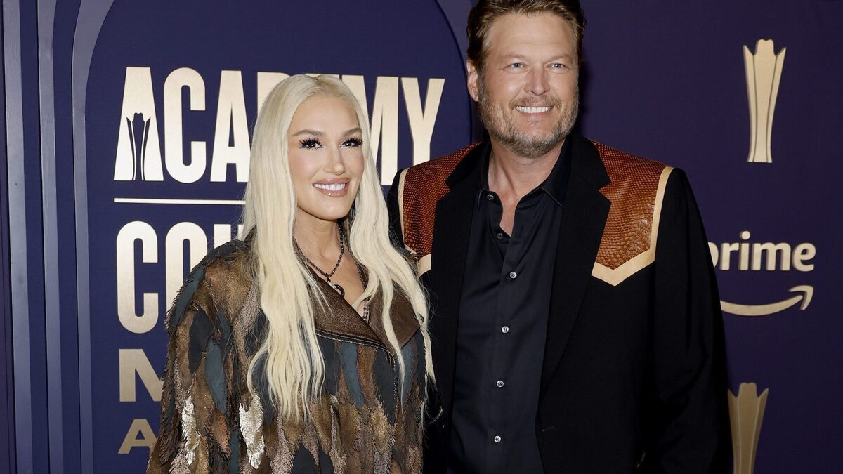 Gwen Stefani und Blake Shelton trauern um den Tod ihres 18-jährigen Hundes ...
