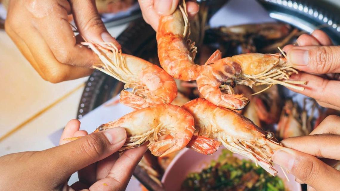 Iconic seafood chain shutters stores, faces fresh bankruptcy risk 