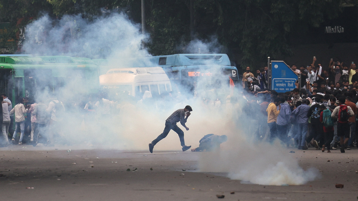 India youth group says protest to continue after Delhi clashes injure 180 