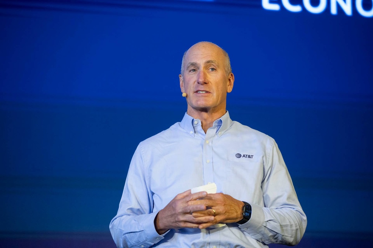  John Stankey, Chairman and CEO of AT&T inked a spectrum deal with EchoStar 
