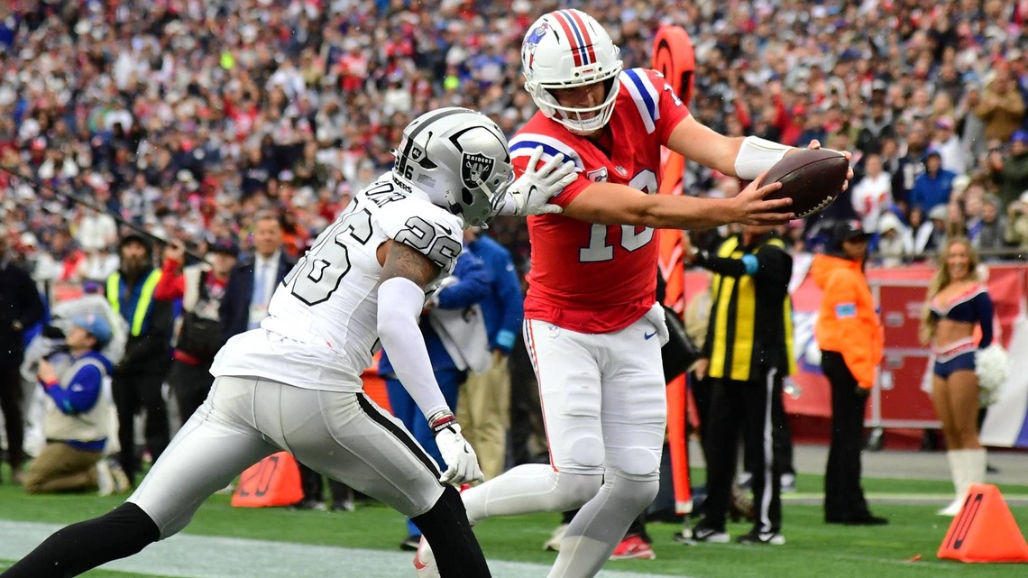 Drake Maye's Massive Day Powers New England Patriots to 45-17 Win Over Raiders 