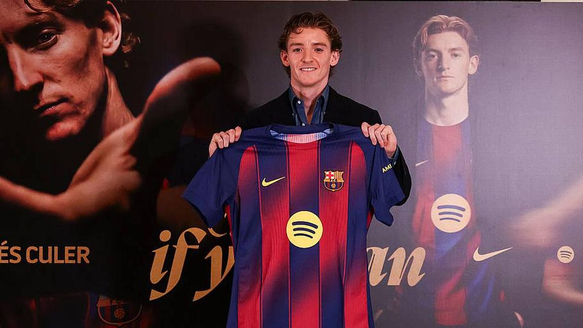  Anthony Gordon has set high expectations upon arrival to Barcelona. | Javier Borrego/Europa Press/Getty Images 