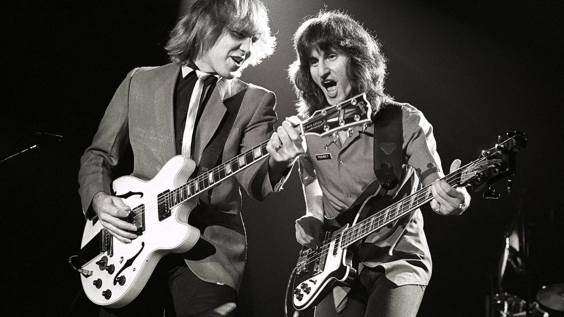 '70s Rock Legends Perform Their 20-Minute Rock Epic for the First Time in Almost 30 Years 