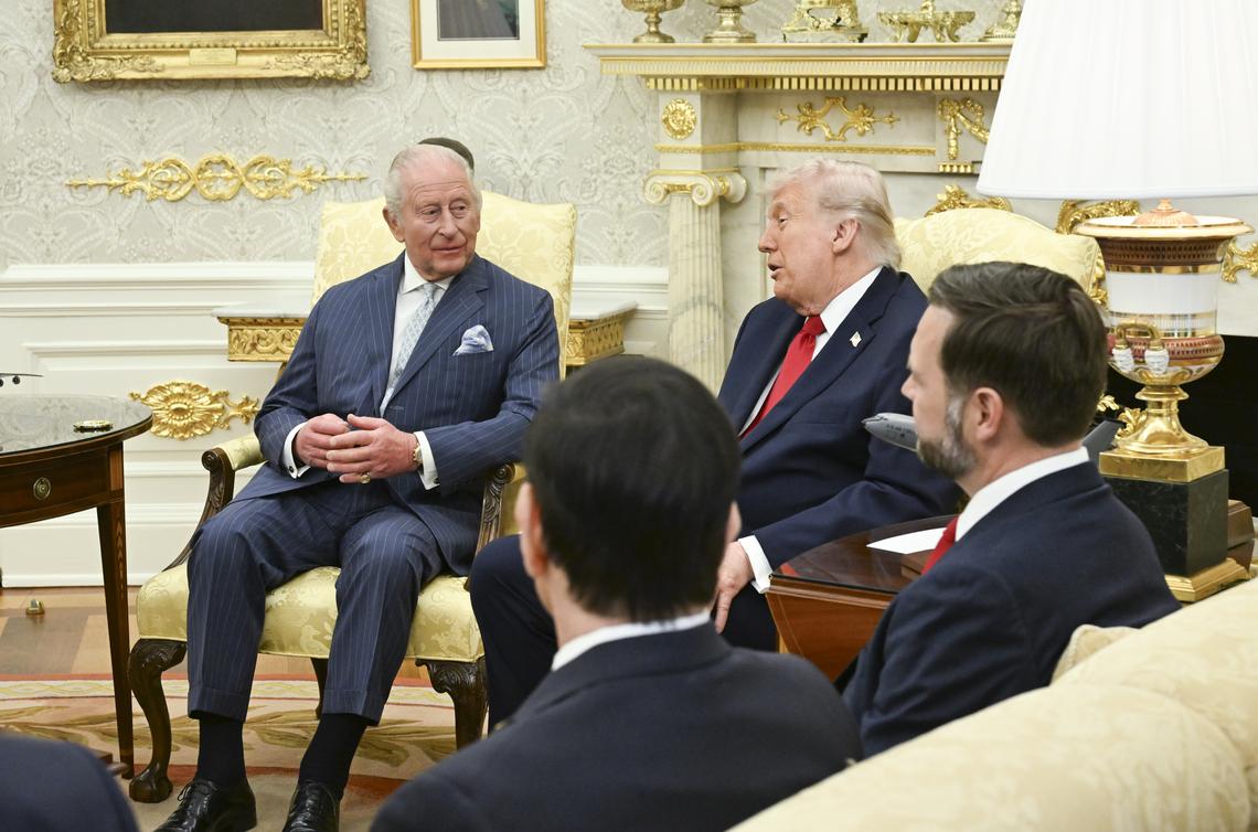 President Donald Trump, right, meets with King Charles III in the Oval Office after an arrival ceremony at the White House in Washington, on Tuesday, April 28, 2026. (Kenny Holston/The New York Times)