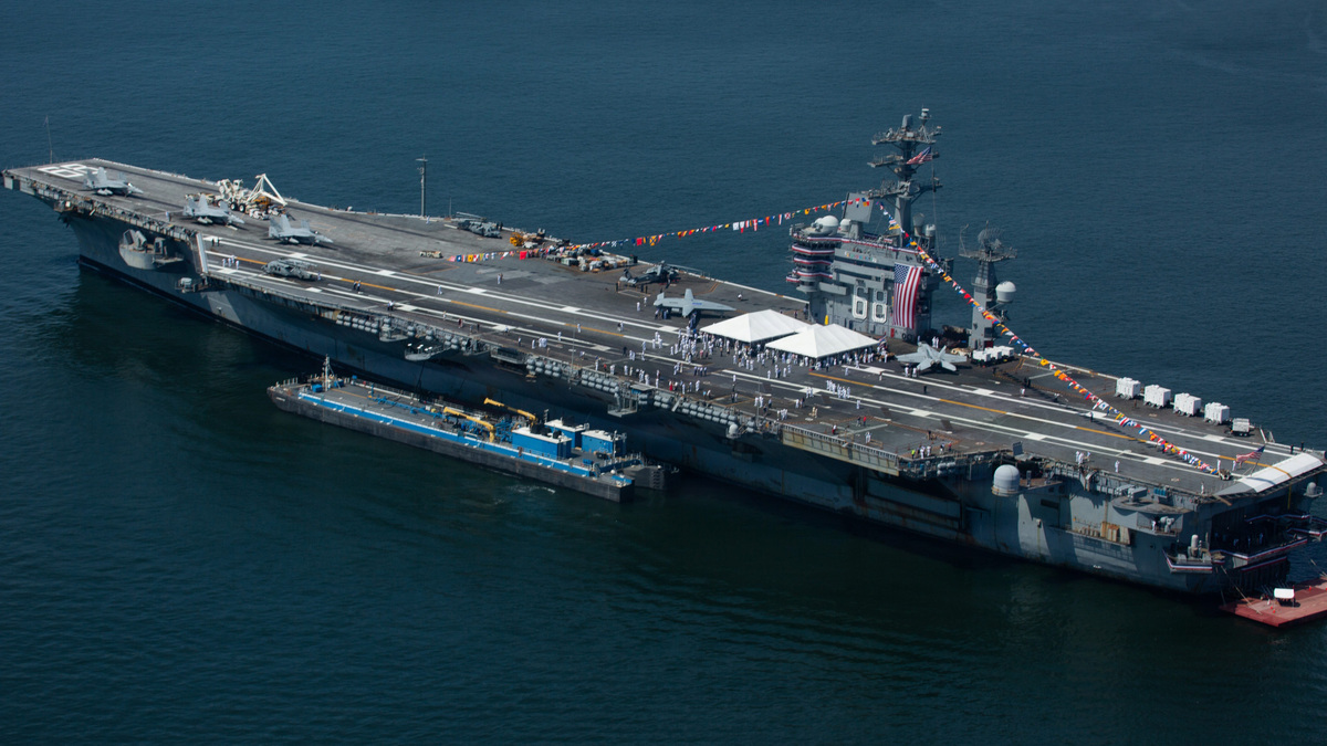 The Nimitz- Class aircraft carrier USS Nimitz (CVN 68) transits the Hudson River for the Parade of Sail during the International Naval Review 250 in New York City, July 4, 2026. INR 250 honors the Navy, Marine Corps, and Coast Guard’s enduring role on, under, and above the seas.