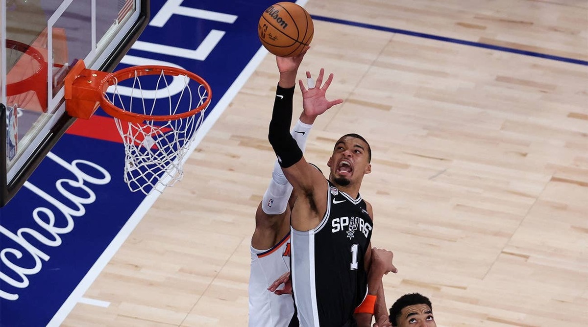 San Antonio Spurs forward Victor Wembanyama shoots the ball against New York Knicks during Game 3 of the 2026 NBA Finals at Madison Square Garden. Wendell Cruz-Imagn Images