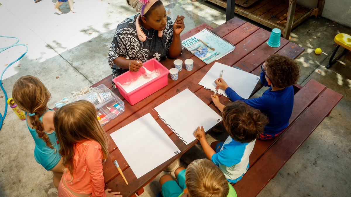 Pre-K teacher Stephanie Johnson leads an arts-and-crafts activity with preschoolers at Hyer Street Preschool in Orlando on Wednesday, June 10, 2026. (Rich Pope/Orlando Sentinel)