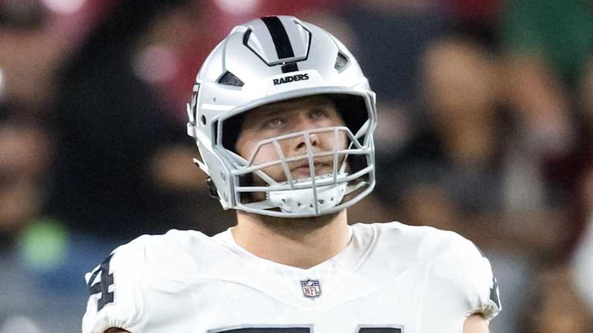  Aug 23, 2025; Glendale, Arizona, USA; Las Vegas Raiders tackle Kolton Miller (74) against the Arizona Cardinals during a preseason NFL game at State Farm Stadium. Mandatory Credit: Mark J. Rebilas-Imagn Images | Mark J. Rebilas-Imagn Images 