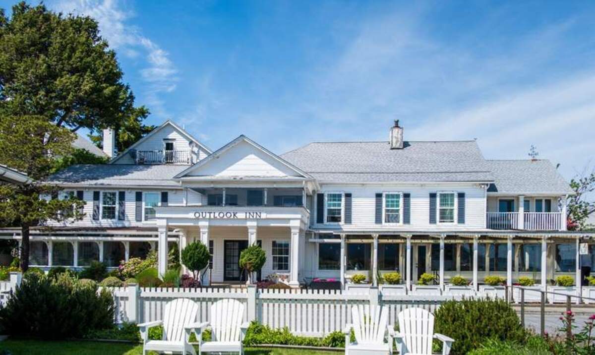  Outlook Inn offers waterfront views. Photo credit: June Russell-Chamberlin 