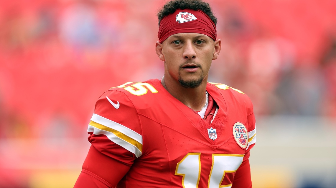 Patrick Mahomes' Status for Start of Season in Doubt Amid ACL Recovery 