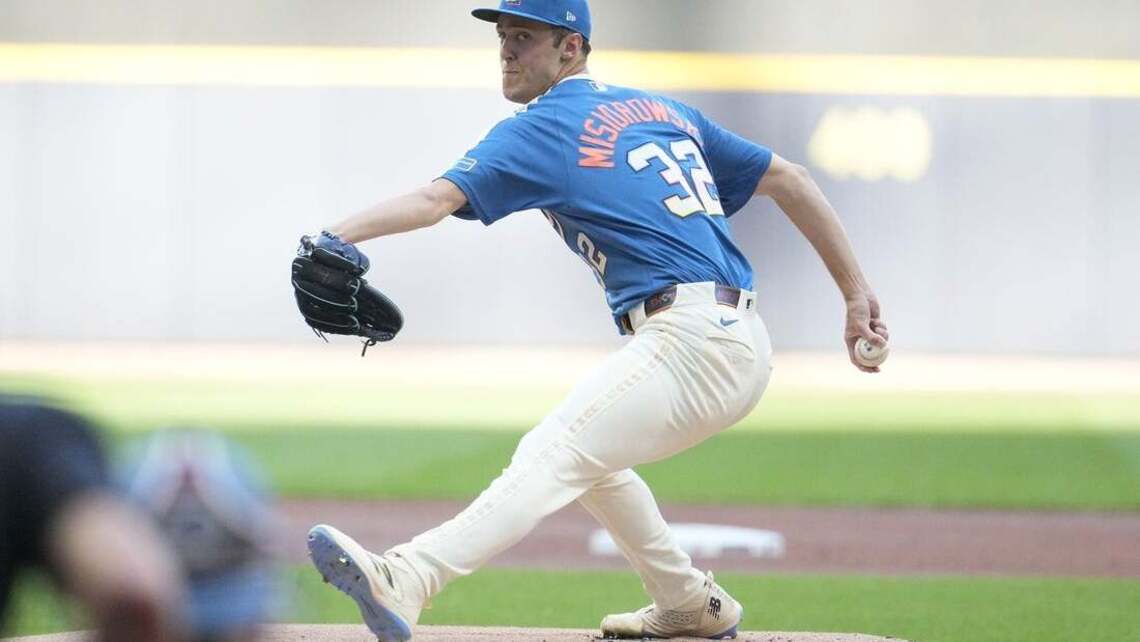 Brewers' Jacob Misiorowski dominates Phillies in 15-K one-hitter