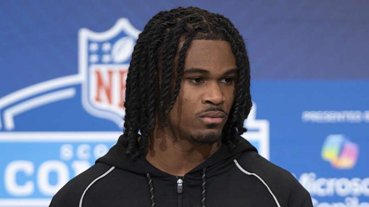  Feb 26, 2026; Indianapolis, IN, USA; Tennessee defensive back Jermod McCoy (DB20) speaks to media members during the NFL Combine at the Indiana Convention Center. Mandatory Credit: Jacob Musselman-Imagn Images | Jacob Musselman-Imagn Images 