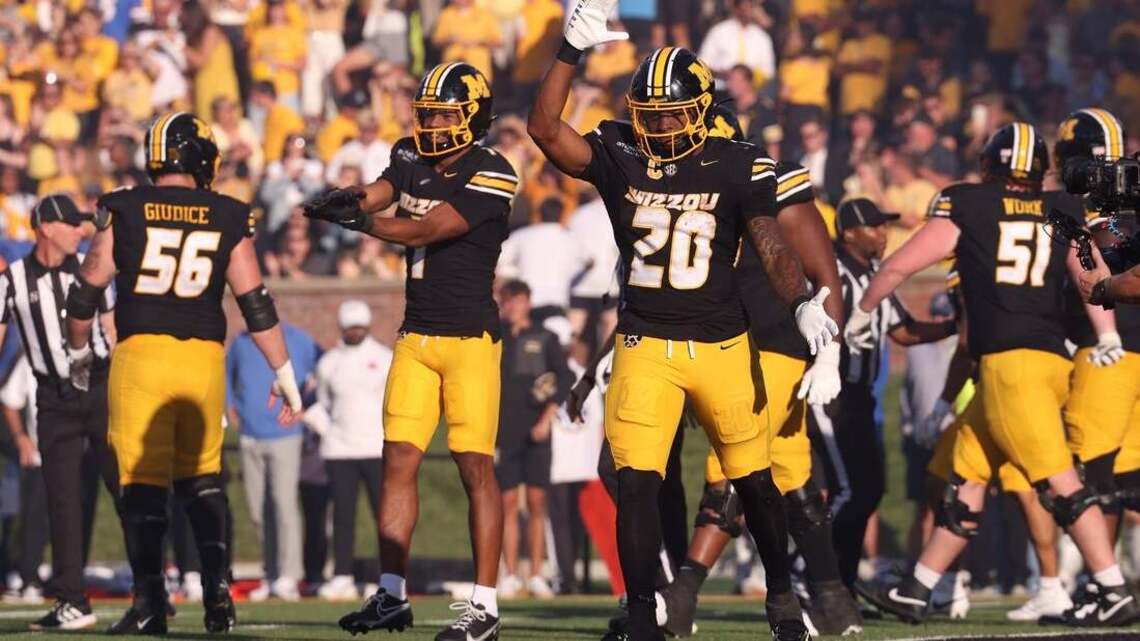 Top 25 roundup: No. 25 Mizzou runs it up in rout of No. 8 Florida 