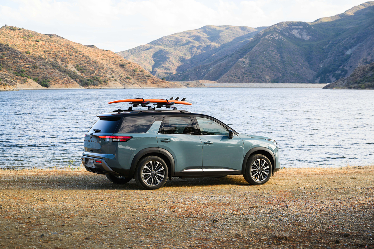 James Lipman/Nissan Motor Corporation/TNS