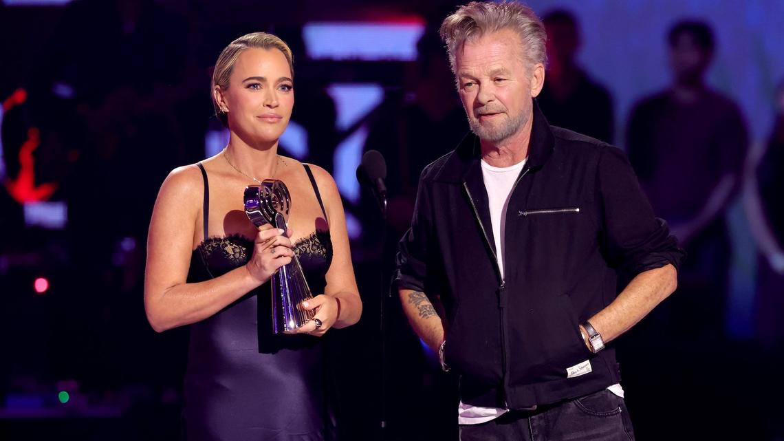 Teddi Mellencamp Reveals John Mellencamp's Message That Left Her in Tears 