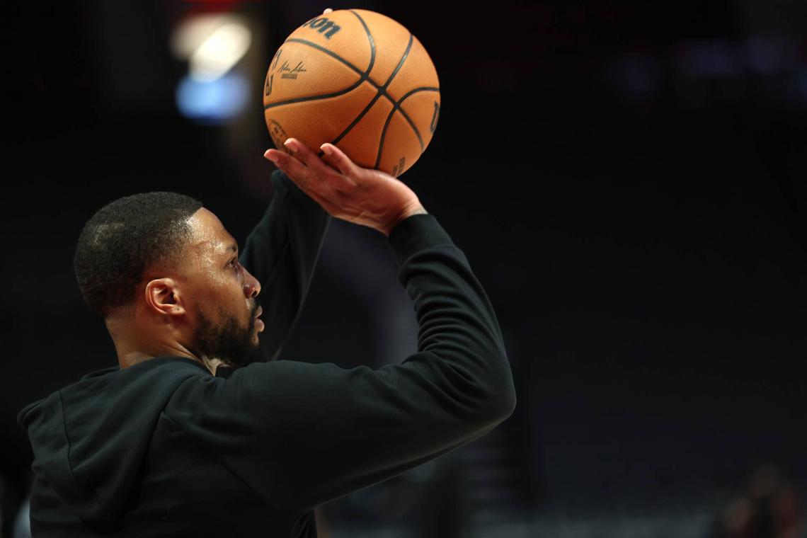  Portland Trailblazers guard Damian Lillard attempts a shot during warm-up. Jaime Valdez-Imagn Images