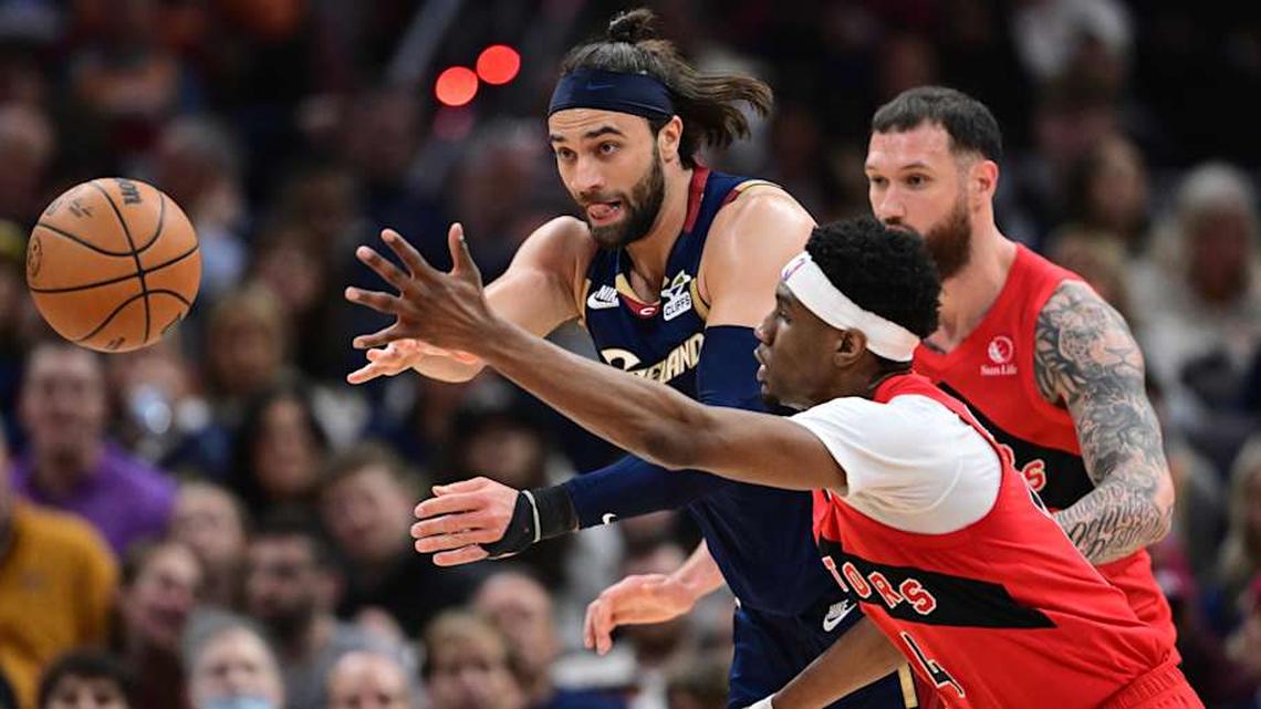  Cavaliers guard Max Strus nearly earned his team an extra possession late in their Game 4 loss to the Raptors, but Cleveland was out of challenges. | David Dermer-Imagn Images 