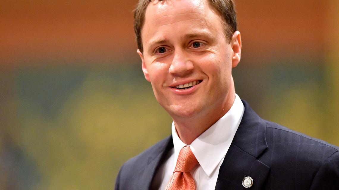 Republican Tom Leonard withdraws from race for Michigan governor 