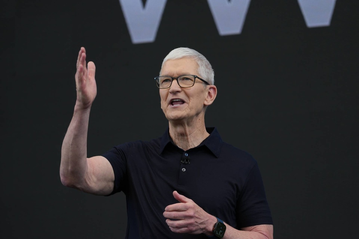  Apple's newest iPhone move may reveal what it really thinks about AI 