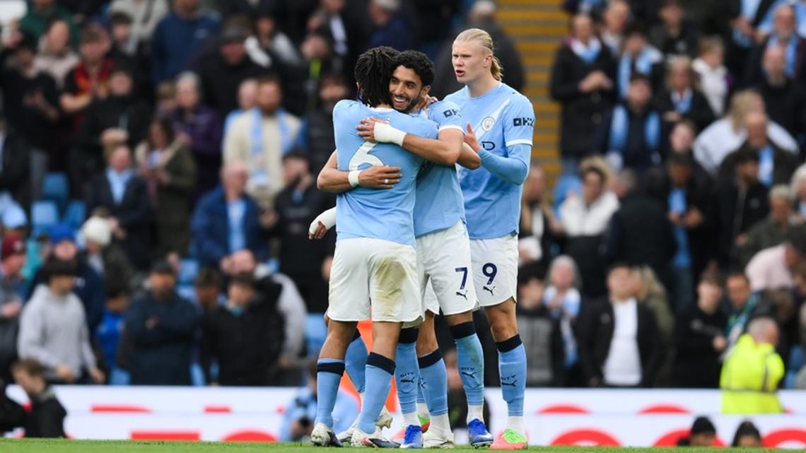 Manchester City cumple con "Equipo B" y posterga la liga del Arsenal 