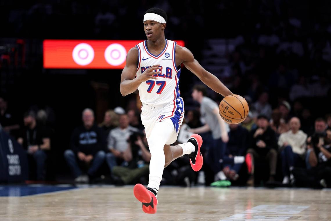  Philadelphia 76ers guard VJ Edgecombe (77) Matt Krohn-Imagn Images