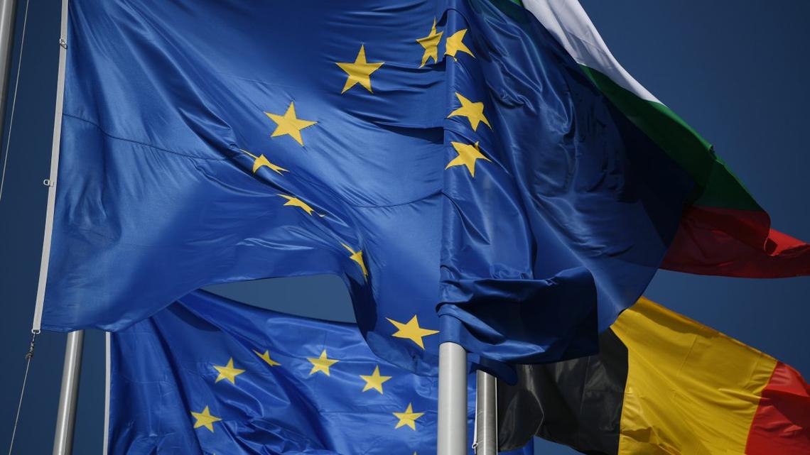 European Union travel rules could slow tourists without EU passports 