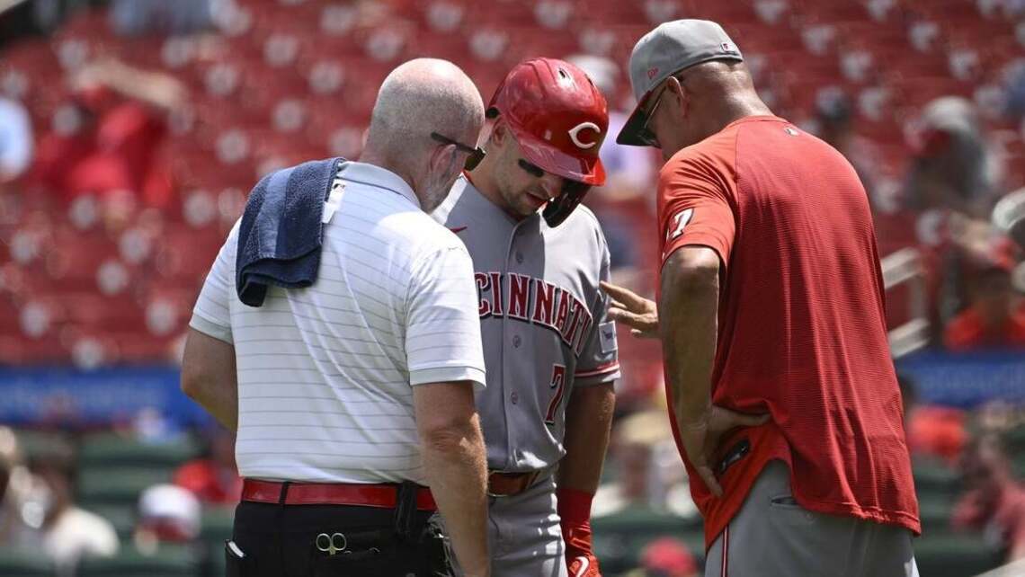 Reds place Spencer Steer (wrist) on 10-day IL 